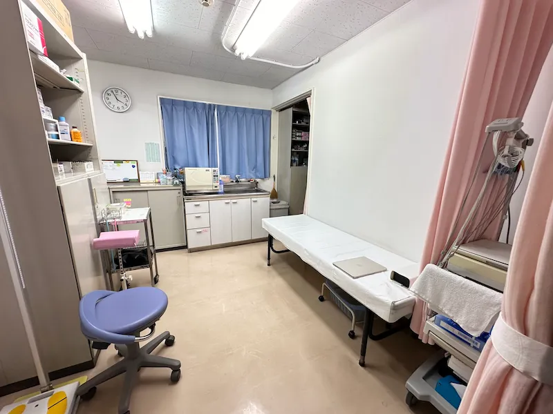 病院診察室　埼玉県桶川市にある内科・外科・皮膚科のファミリーファーストクリニック